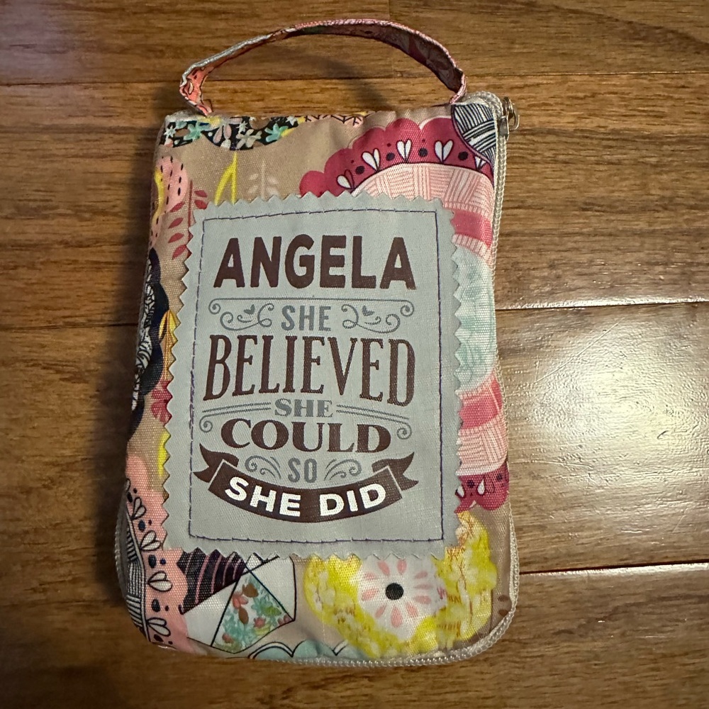 FINAL🔥🔥🔥NWOT “ANGELA “ ZIPAROUND foldable reusable shopping bag